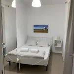 בית הארחה Pension Cadiz קדיז