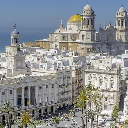 Гостьовий будинок Pension Cadiz