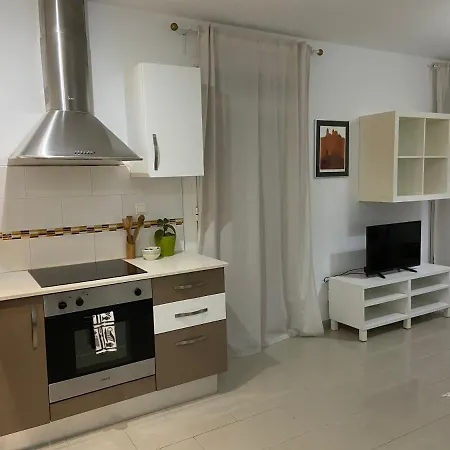 Pension Cadiz בית הארחה *